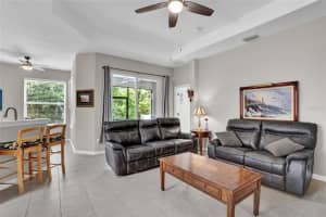 4121 Heirloom Rose Pl, Oviedo, FL 32766, Sold 06/22/22