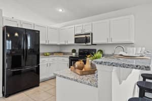 1884 Olivia Cir, Apopka, FL 32703, Sold 06/14/22