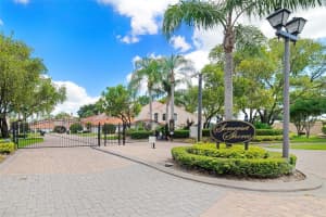 7325 Somerset Shores Ct, Orlando, FL 32819, Sold 06/08/22
