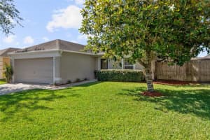 4060 Stonefield Dr, Orlando, FL 32826, Sold 06/13/22