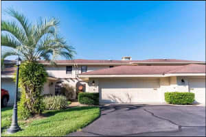 100 S Tremain St, Mt Dora, FL 32757, Sold 07/08/22