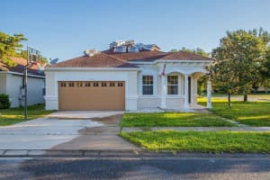 1549 TRUSCOTT CT, MOUNT DORA, FL 32757 Sold 09/30/22