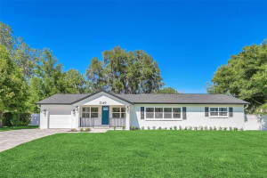 2149 LAKE DR, WINTER PARK, FL 32789 Sold 12/29/22