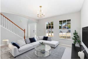 2401 FOXHOLLOW RD, TAVARES, FL 32778 Sold 03/09/23