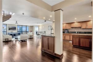 530 E CENTRAL BLVD #1902, ORLANDO, FL 32801 Sold 10/14/22