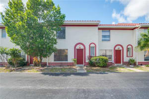 6228 N YORKTOWN DR #156, ORLANDO, FL 32807 Sold 08/02/22