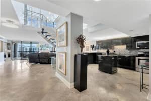 530 E CENTRAL BLVD #1901, ORLANDO, FL 32801 Sold 11/15/22