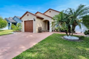1429 DANIELS COVE DR, WINTER GARDEN, FL 34787 Sold 08/29/22