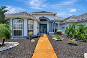 9100 DOWN CREST WAY, WINDERMERE, FL 34786 Sold 07/22/22