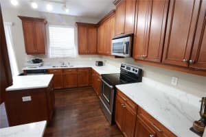 3825 PYRITE DR, ORLANDO, FL 32826 Sold 09/14/22