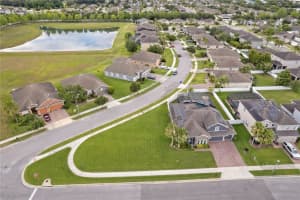 715 PARKMONT PL, WINTER GARDEN, FL 34787 Sold 06/22/22