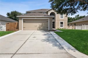 928 VANDERBILT DR, EUSTIS, FL 32726 Sold 08/05/22