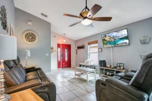 2236 Woods Edge Cir, Orlando, FL 32817, Sold 06/27/22