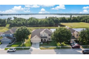 5725 MARSH LANDING DR, WINTER HAVEN, FL 33881 Sold 03/09/23