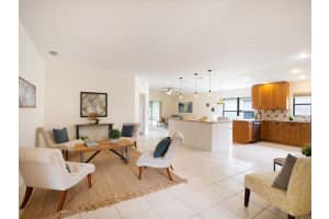 538 Short Pine Cir, Orlando, FL 32807, Sold 06/03/22