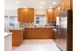 538 Short Pine Cir, Orlando, FL 32807, Sold 06/03/22