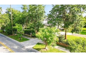 680 LAKE CHARM DR, OVIEDO, FL 32765 Sold 07/12/22