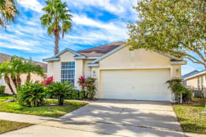 904 Lockbreeze Dr, Davenport, FL 33897, Sold 06/10/22