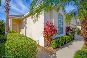 904 Lockbreeze Dr, Davenport, FL 33897, Sold 06/10/22
