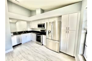 302 Meadow Blvd, Sanford, FL 32771, Sold 06/29/22