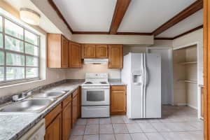 3753 HOLLOW OAK PL, LAND O LAKES, FL 34639 Sold 09/23/22