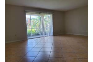 2328 COAWOOD CT #102, MAITLAND, FL 32751 Sold 07/14/22