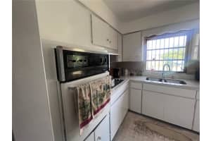 3307 Paris Pl, Orlando, FL 32818, Sold 06/13/22