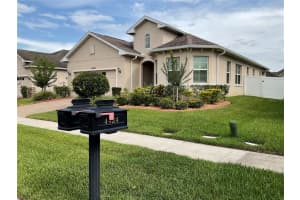 4426 AZURE ISLE WAY, KISSIMMEE, FL 34744 Sold 07/27/22