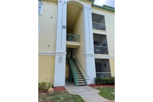 8805 DUNES CT #102, KISSIMMEE, FL 34747 Sold 08/16/22