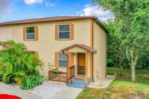 704 BRIGADOON DR, CLEARWATER, FL 33759 Sold 07/03/22