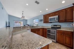 1706 Alexandria Ln, Kissimmee, FL 34744, Sold 06/10/22