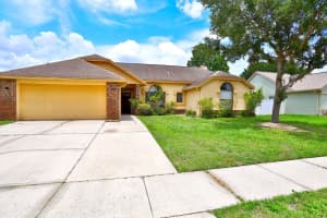 5045 RED BAY DR, ORLANDO, FL 32829 Sold 07/01/22