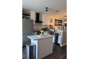 681 SHROPSHIRE LOOP, SANFORD, FL 32771 Sold 07/28/22