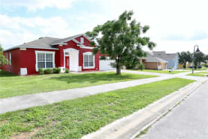 200 BROOKSHIRE DR, LAKE WALES, FL 33898 Sold 08/15/22