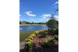320 W Lake Victoria Cir, DeLand, FL 32724, Sold 07/06/22