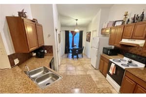 2007 LAUREN RD, APOPKA, FL 32703 Sold 07/01/22