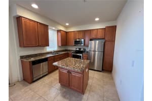 2386 BELLA VISTA DR, DAVENPORT, FL 33897 Sold 10/26/22