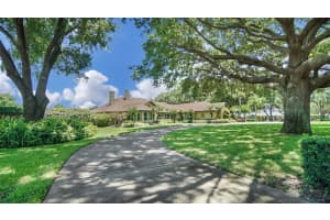 13675 SUNSET LAKES CIR, WINTER GARDEN, FL 34787 Sold 07/11/22
