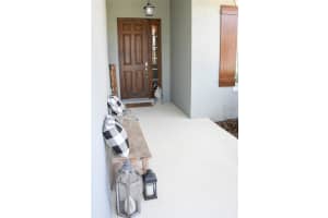 7412 POMELO GROVE DR, WINTER GARDEN, FL 34787 Sold 08/19/22