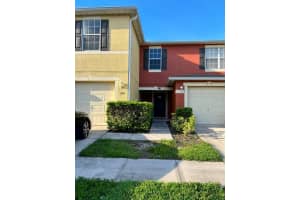 676 CRESTING OAK CIR #45, ORLANDO, FL 32824 Sold 08/19/22
