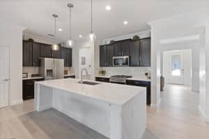 1012 VINSETTA CIR, WINTER GARDEN, FL 34787 Sold 07/26/22