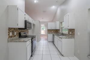 1200 WOODFIELD OAKS DR, APOPKA, FL 32703 Sold 10/03/22