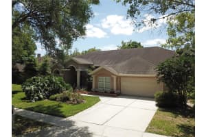 885 KENSINGTON GARDENS CT, OVIEDO, FL 32765 Sold 08/01/22