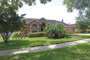 885 KENSINGTON GARDENS CT, OVIEDO, FL 32765 Sold 08/01/22