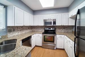 3010 SAIL POINTE CIR #3-A, VENICE, FL 34293 Sold 09/08/22