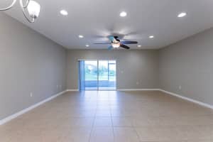 220 PRIMROSE DR, DAVENPORT, FL 33837 Sold 09/19/22