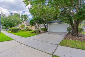 4421 PEMBRIDGE AVE, ORLANDO, FL 32826 Sold 07/14/22