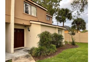 130 LAGO VISTA BLVD, CASSELBERRY, FL 32707 Sold 06/21/22