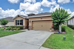 632 E VICTORIA TRAILS BLVD, DELAND, FL 32724 Sold 07/08/22