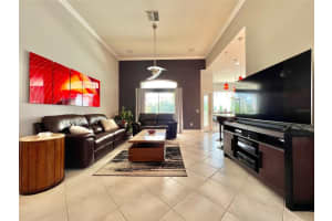 935 EKANA GREEN CT, OVIEDO, FL 32765 Sold 07/05/22
